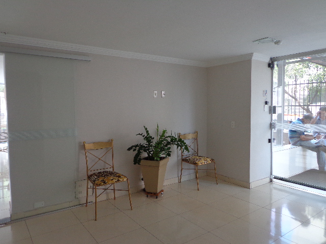 Apartamento com 1 quarto no Centro de Goiânia, em excelente localização - Edf. Flórida.